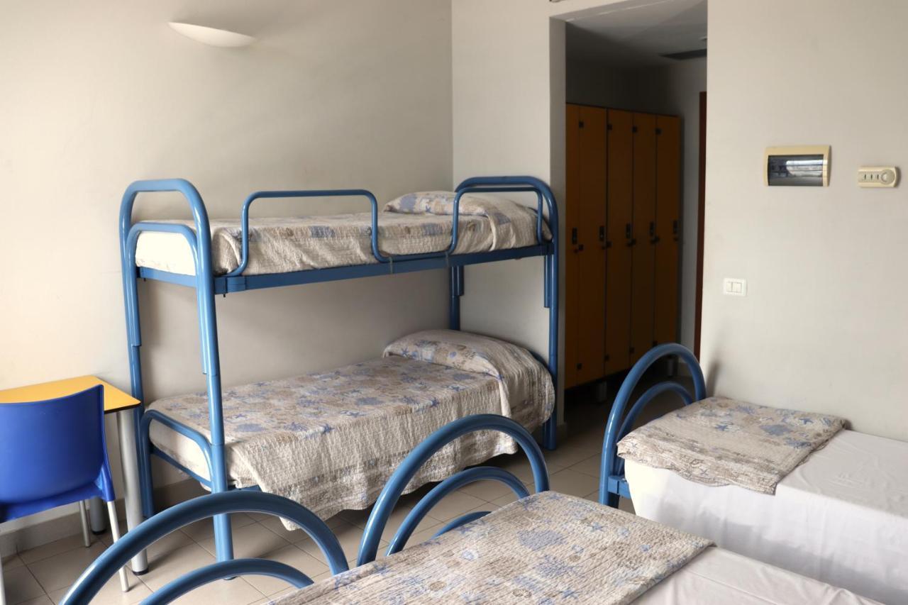 Ostello Del Porto Lovere Dış mekan fotoğraf