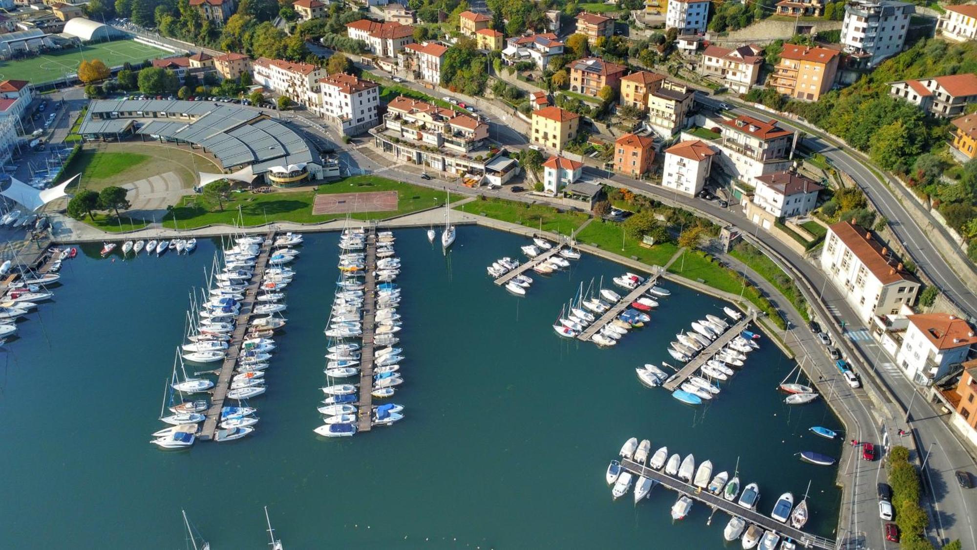 Ostello Del Porto Lovere Dış mekan fotoğraf